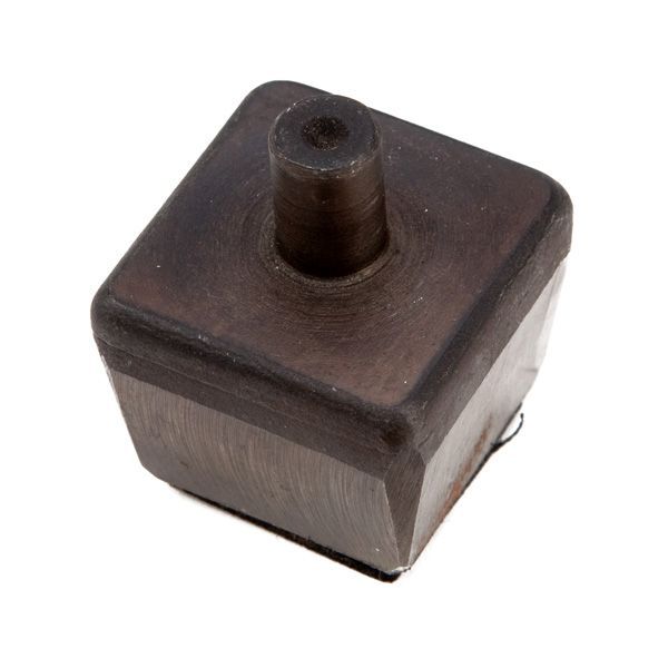Square cutting die UC-32